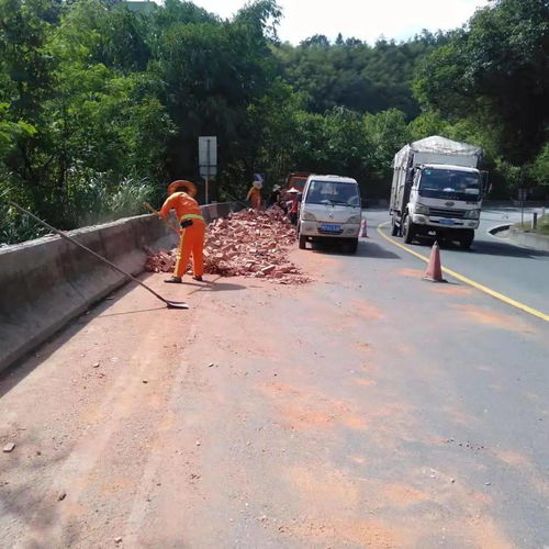 堅(jiān)守保暢一線,守護(hù)您的國慶出行路